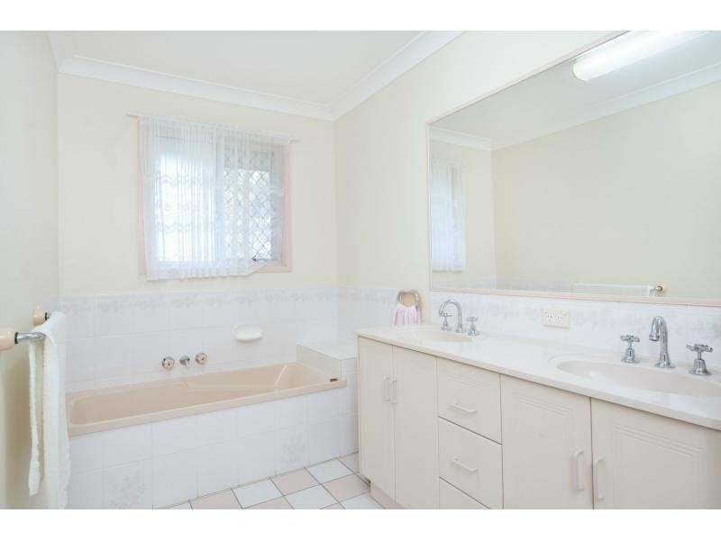 5 Winfield Road, Ormeau QLD 4208