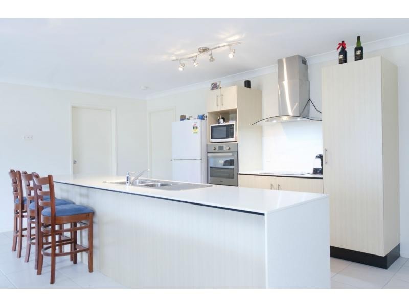 9 Highwood Court, Jimboomba QLD 4280