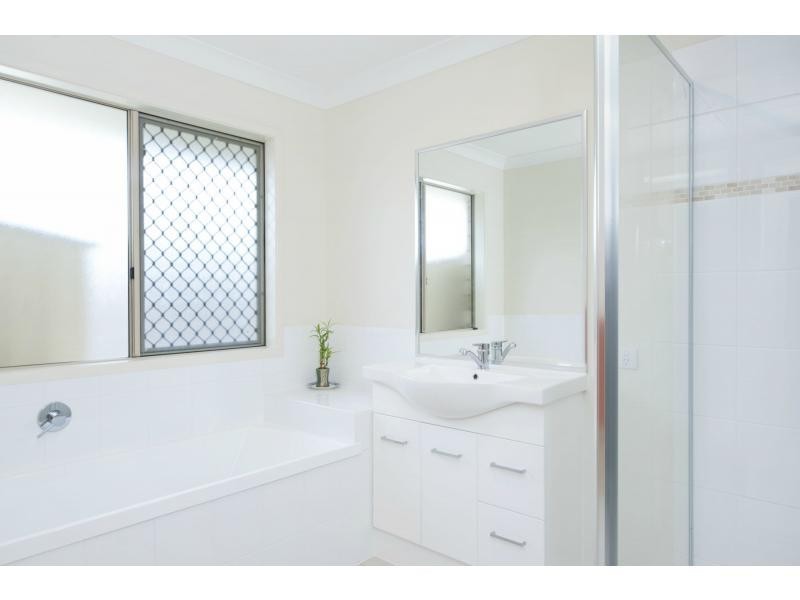 9 Highwood Court, Jimboomba QLD 4280