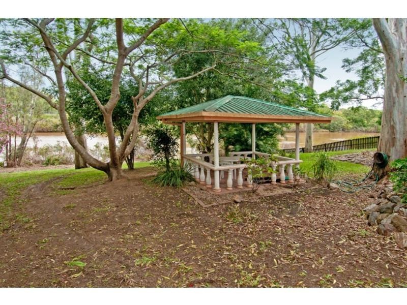 2 Kiewa Drive, Loganholme QLD 4129