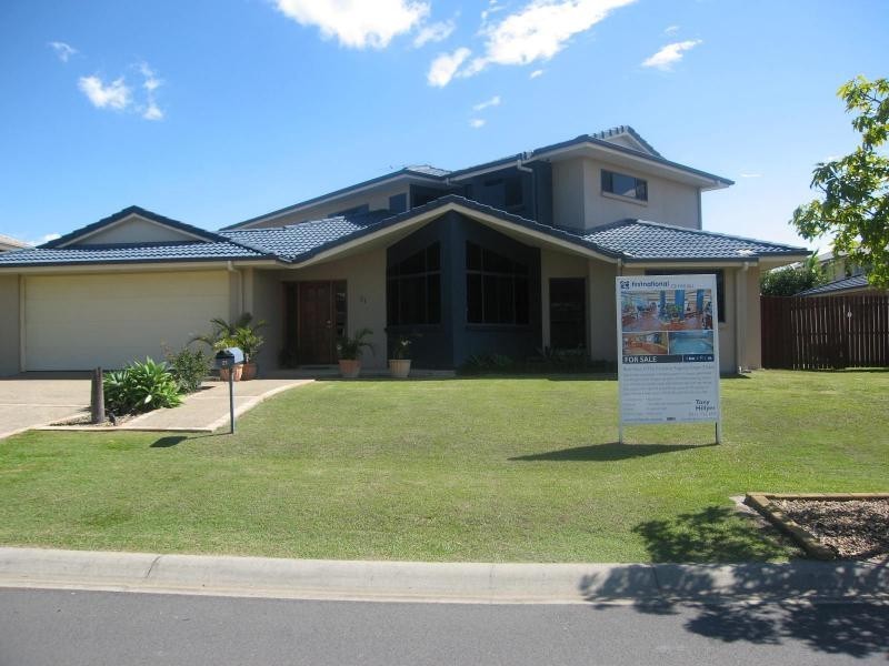 21 Riverside Terrace, Windaroo QLD 4207