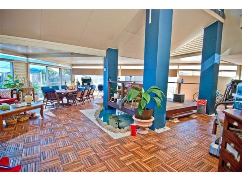 21 Riverside Terrace, Windaroo QLD 4207