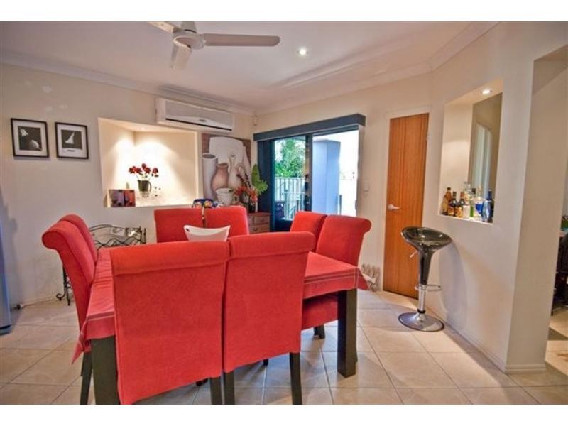 21 Riverside Terrace, Windaroo QLD 4207