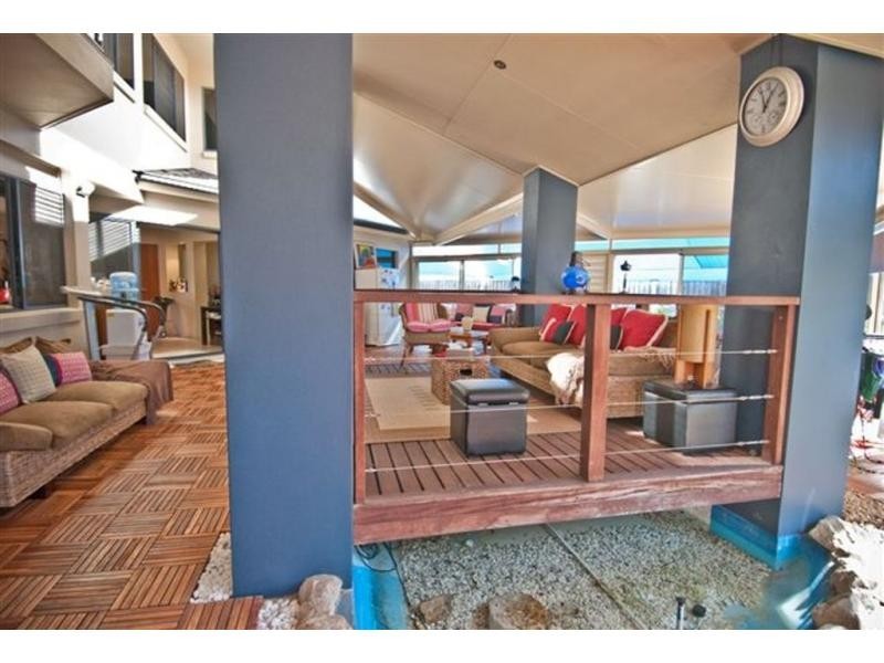 21 Riverside Terrace, Windaroo QLD 4207