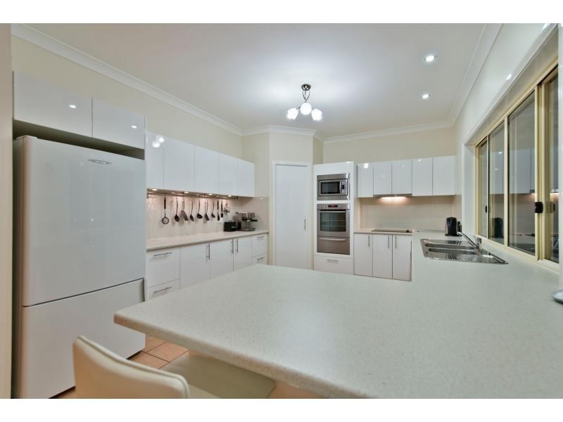 61 Stubbin Street, Belivah QLD 4207