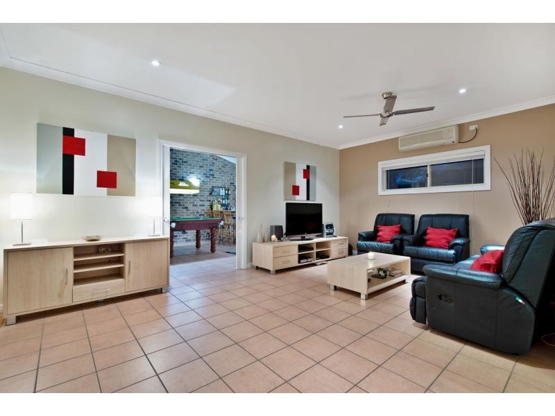 61 Stubbin Street, Belivah QLD 4207