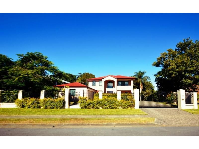 73 Dewar Drive, Loganholme QLD 4129