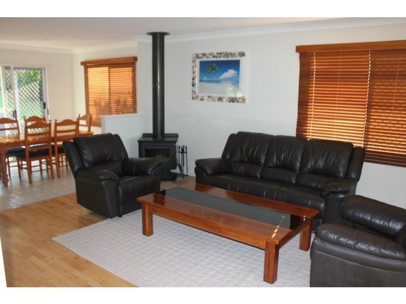 13 Kummara Road, Edens Landing QLD 4207