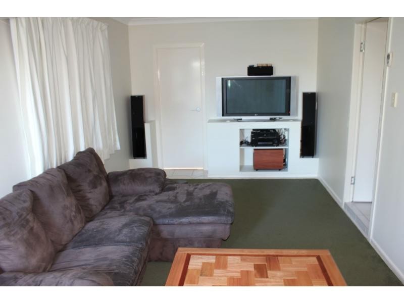 13 Kummara Road, Edens Landing QLD 4207