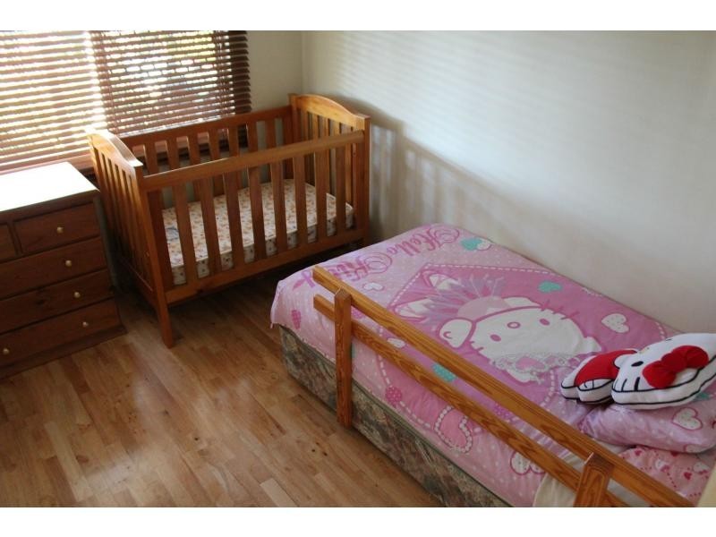 13 Kummara Road, Edens Landing QLD 4207