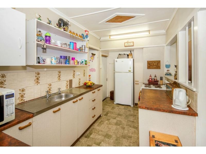 37 Johnstone Road, Stapylton QLD 4207