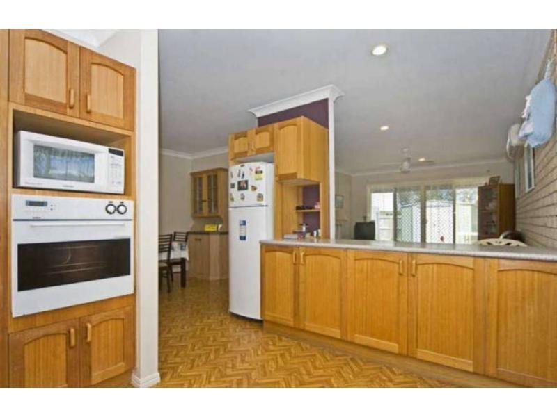 4 Petrel Place, Jacobs Well QLD 4208