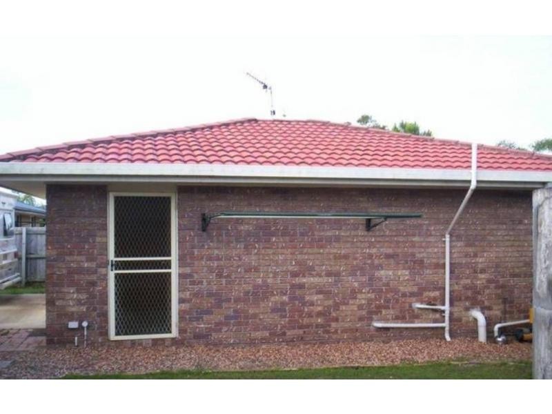 4 Petrel Place, Jacobs Well QLD 4208