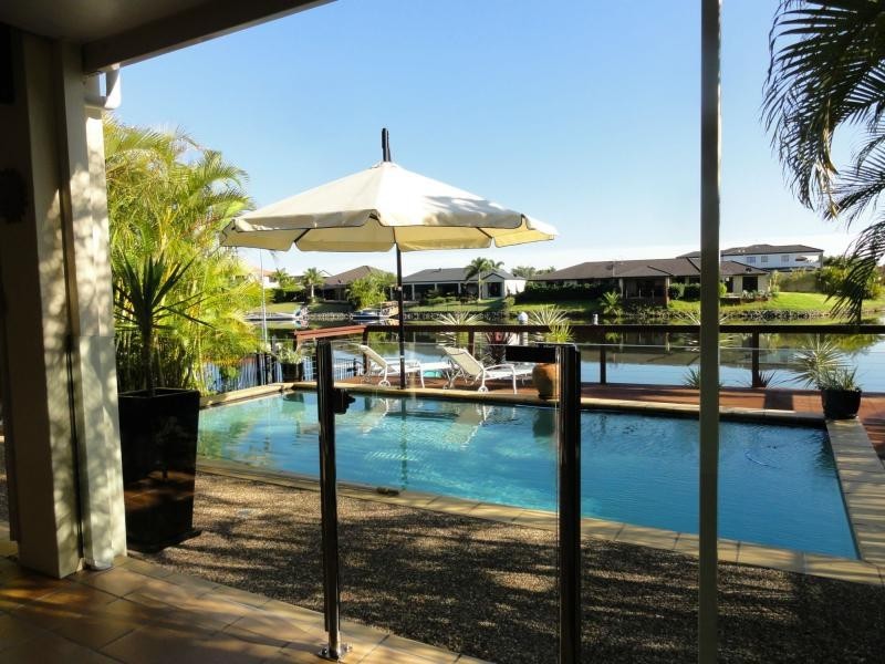 37 Lee-anne Crescent, Helensvale QLD 4212