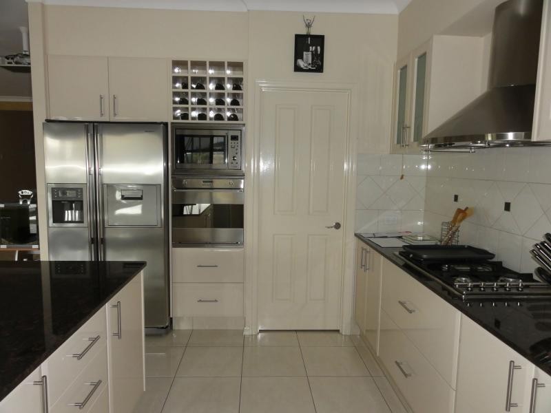 37 Lee-anne Crescent, Helensvale QLD 4212