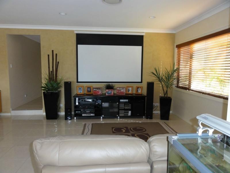 37 Lee-anne Crescent, Helensvale QLD 4212