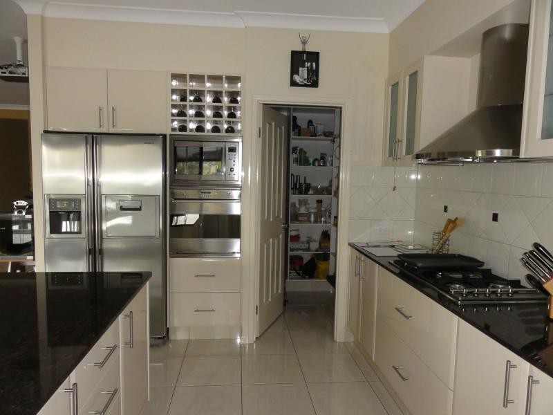 37 Lee-anne Crescent, Helensvale QLD 4212