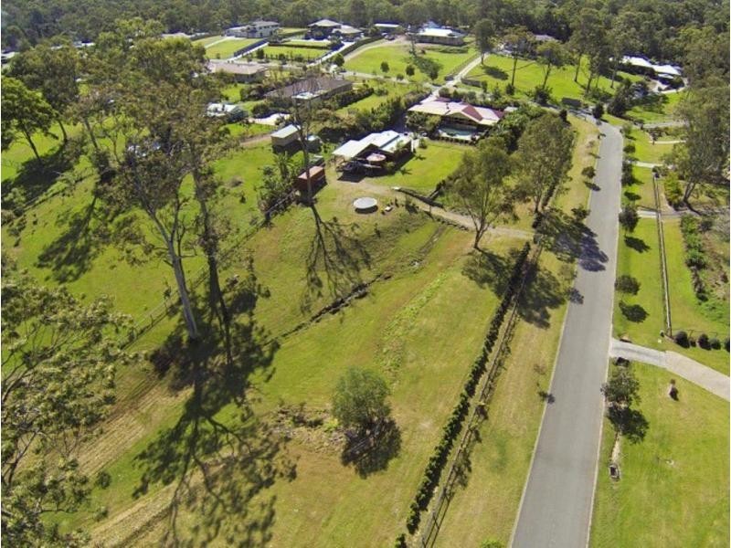 42-44 Enkleman Road, Yatala QLD 4207