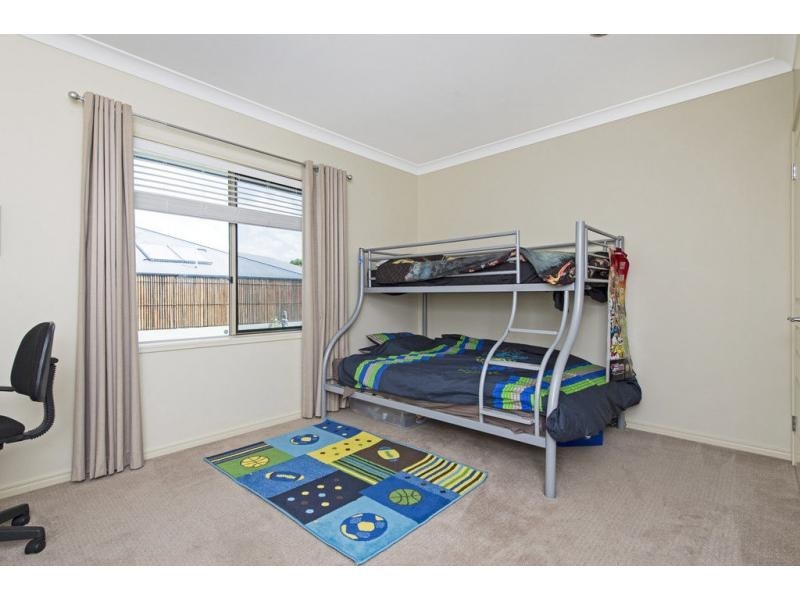 4 Oceanblue Rise, Upper Coomera QLD 4209