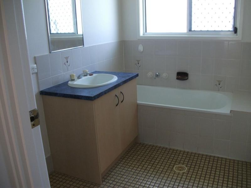 17 Harding Boulevard, Mount Warren Park QLD 4207