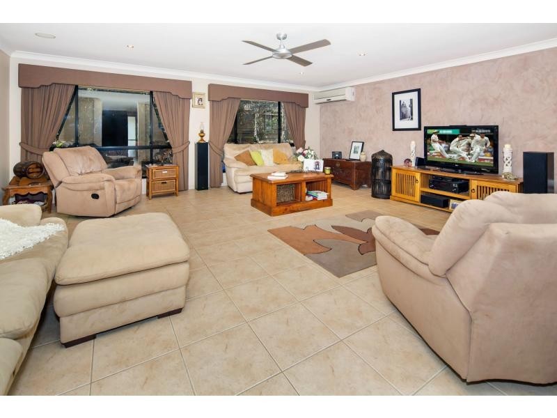 1 Watego Crescent, Ormeau Hills QLD 4208