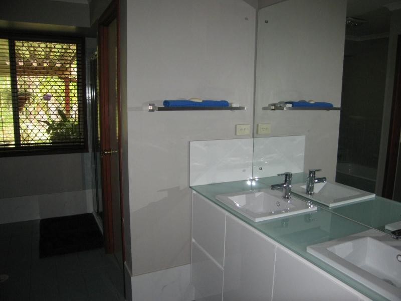 4 Kefferan Place, Ormeau QLD 4208