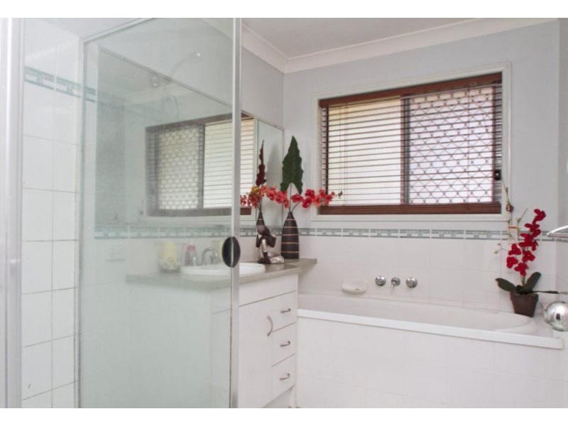 24 Dahlia Crescent, Ormeau QLD 4208