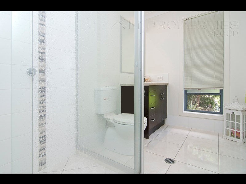 4 Vista Circuit, Bahrs Scrub QLD 4207