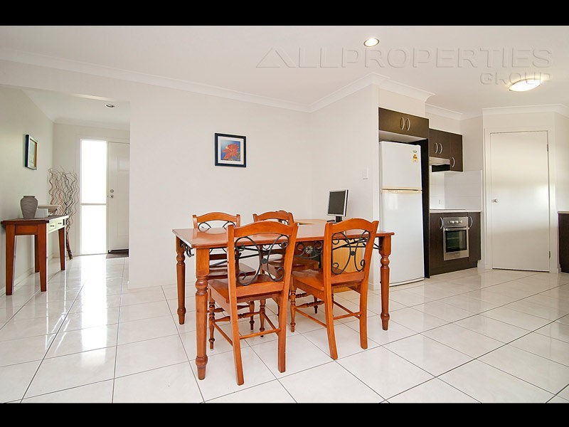 4 Vista Circuit, Bahrs Scrub QLD 4207