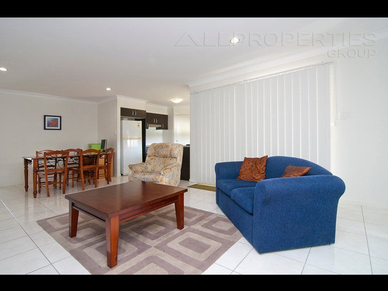 4 Vista Circuit, Bahrs Scrub QLD 4207