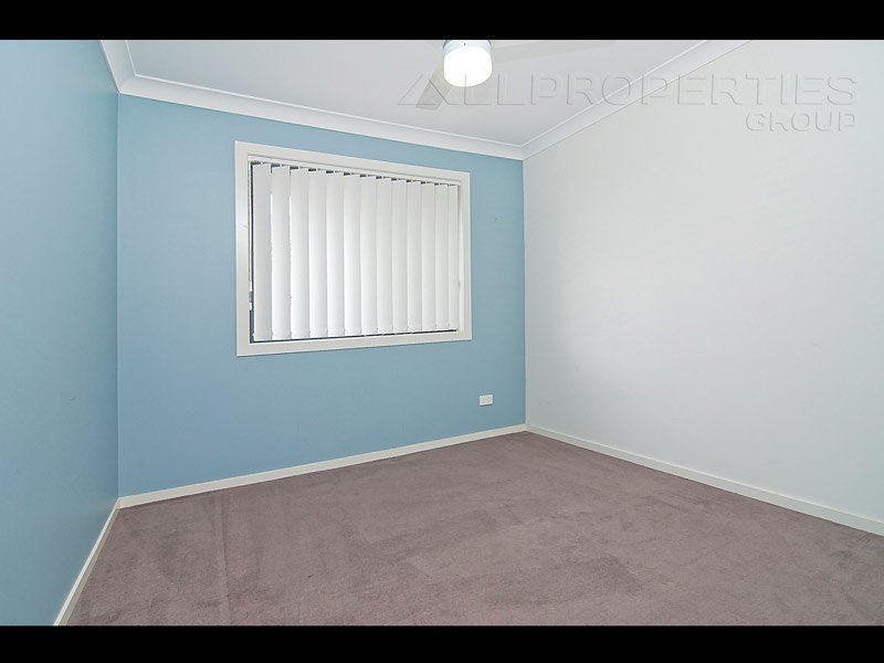 4 Vista Circuit, Bahrs Scrub QLD 4207