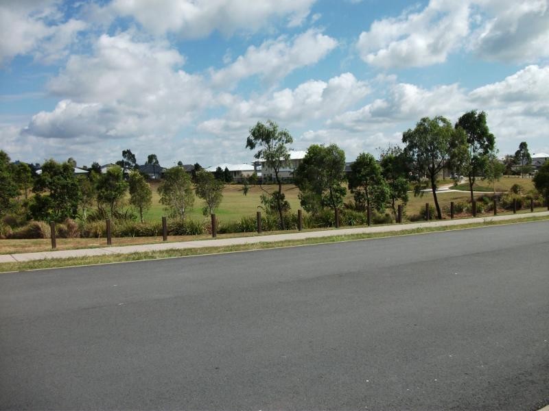 3 Daylesford Circuit, Ormeau QLD 4208