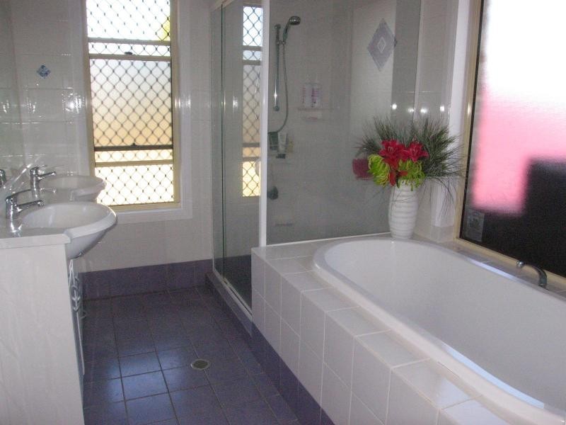 98 Pagan Road, Yatala QLD 4207