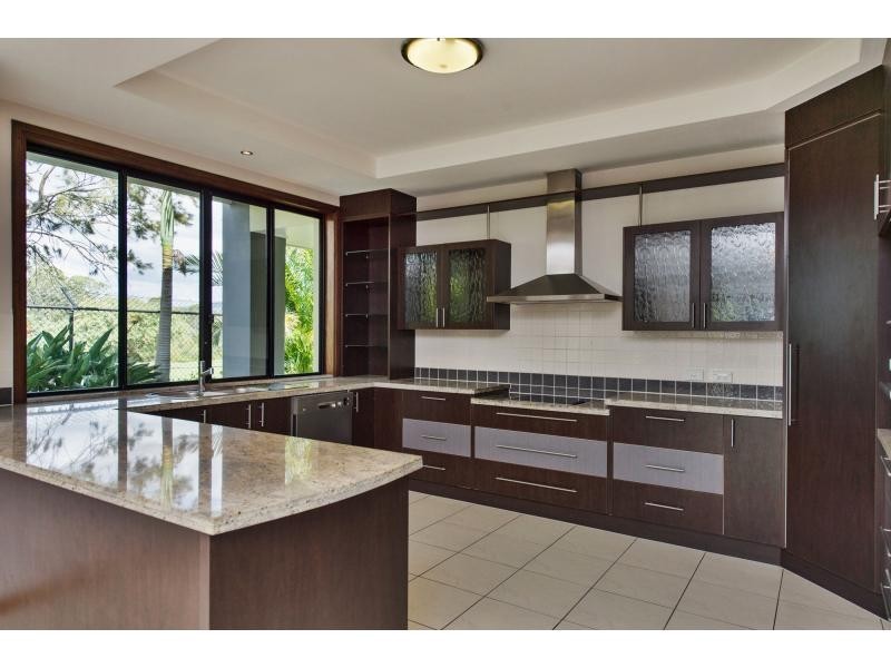 26 Riverside Terrace, Windaroo QLD 4207