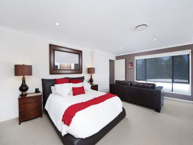 22 Riverside Terrace, Windaroo QLD 4207