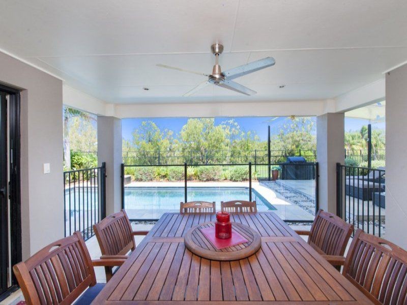 22 Riverside Terrace, Windaroo QLD 4207