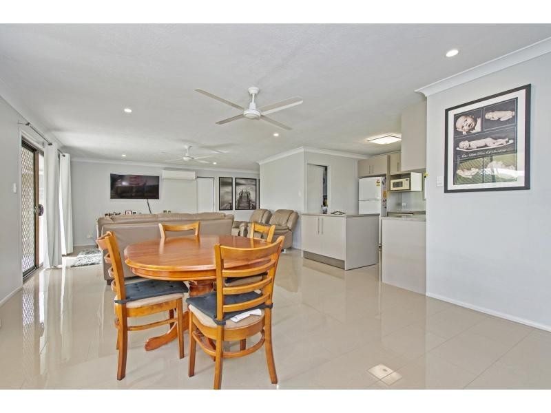 24 Belair Drive, Yatala QLD 4207
