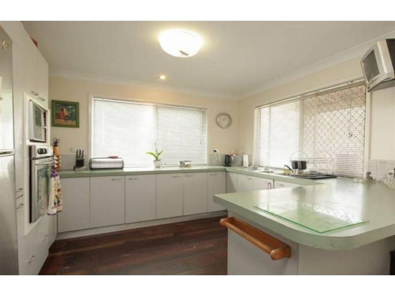 16 Karen Court, Tamborine QLD 4270