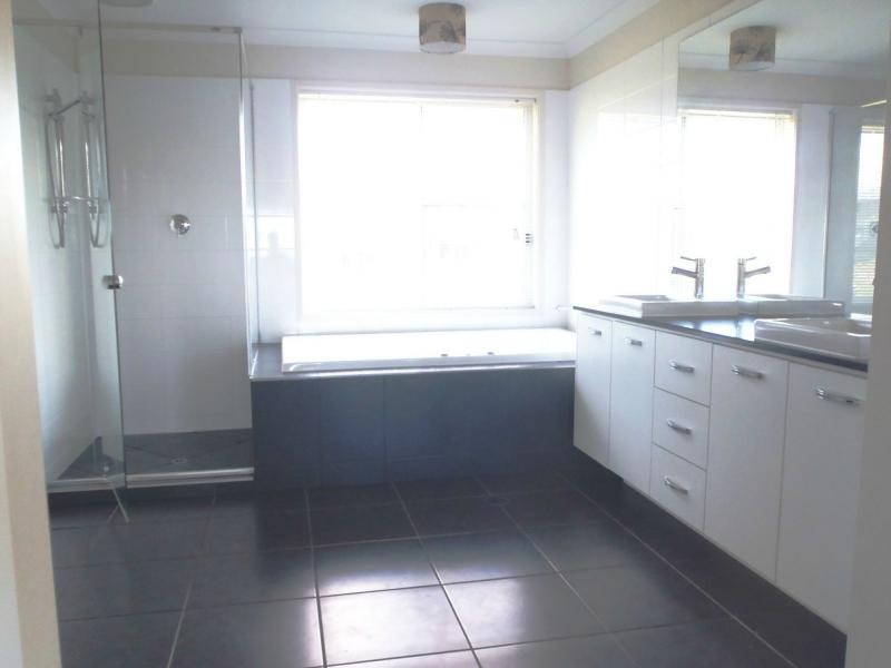 19 Terang Court, Ormeau QLD 4208