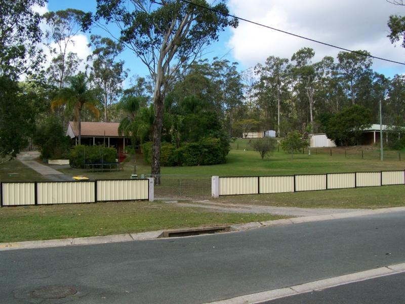 41 Sears Road, Yatala QLD 4207