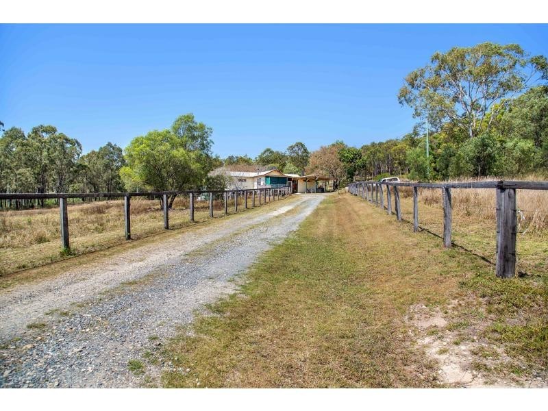 37 Johnstone Road, Stapylton QLD 4207