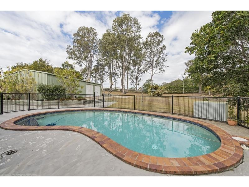 15 Richland Drive, Bannockburn QLD 4207