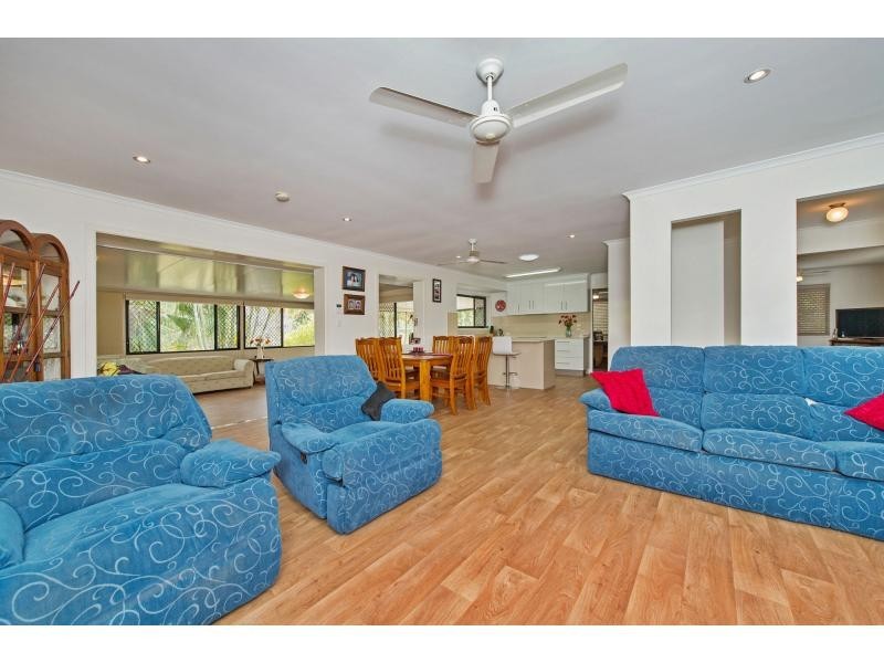 15 Richland Drive, Bannockburn QLD 4207