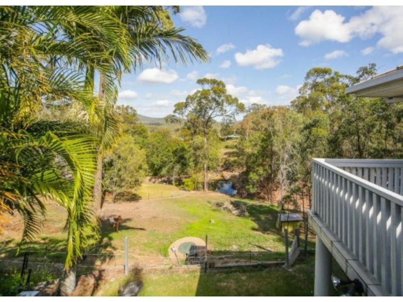 24 Taperoo Court, Yatala QLD 4207