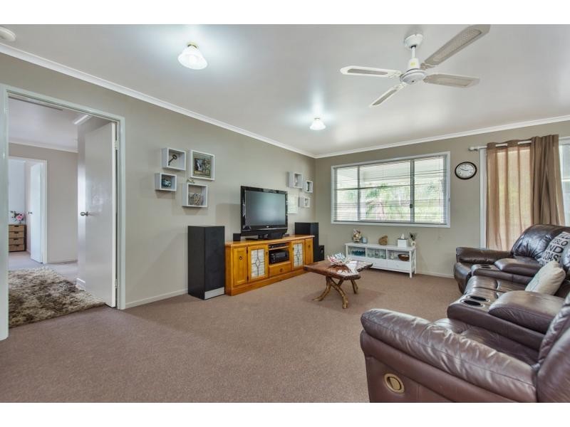 1 Kristy Court, Yatala QLD 4207