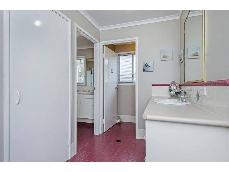 1 Kristy Court, Yatala QLD 4207