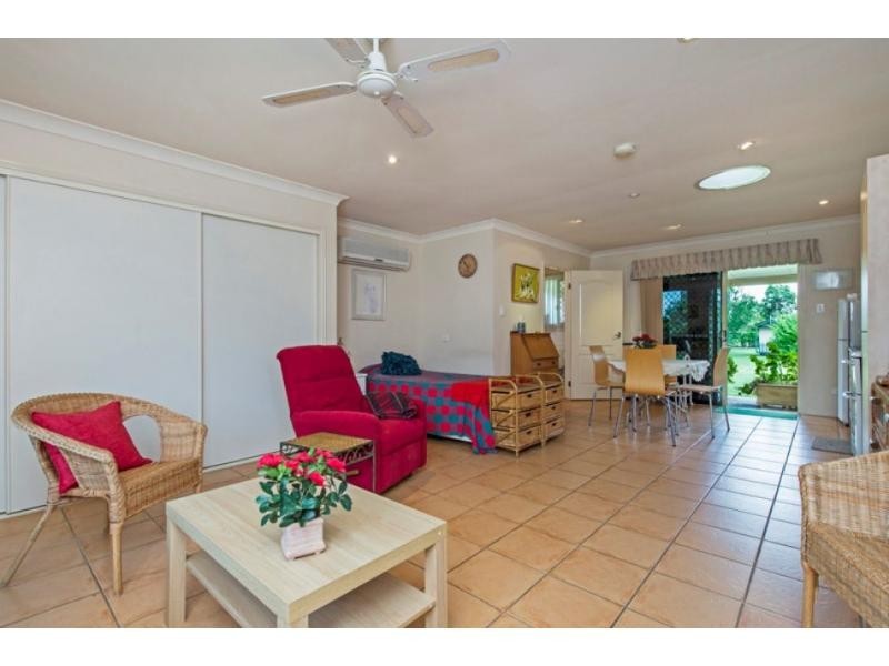 6-8 Kristy Court, Yatala QLD 4207