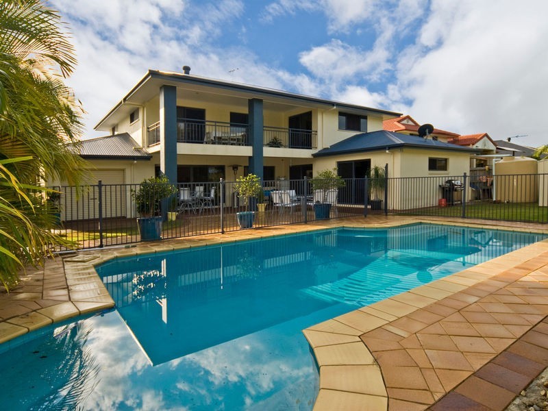 38 Riverside Terrace, Windaroo QLD 4207