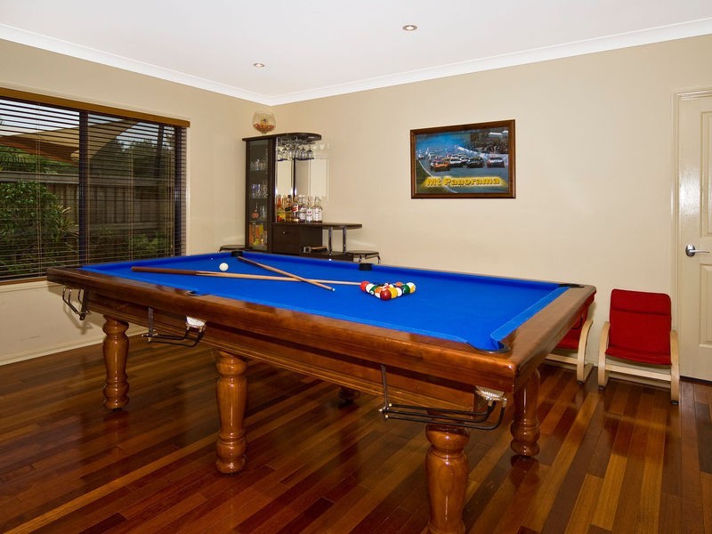 38 Riverside Terrace, Windaroo QLD 4207