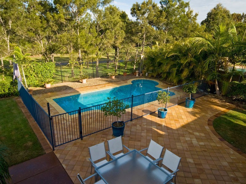 38 Riverside Terrace, Windaroo QLD 4207